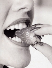 Cosmetic Dentistry, Resin Bonding, Teething Whitening, Straightening Teeth, Non Metal Fillings, Missing Teeth replacement